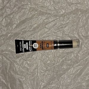 NWT Revlon Colorstay 079 Skin Awaken 5-in-1 concealer caffeine + vitamins
